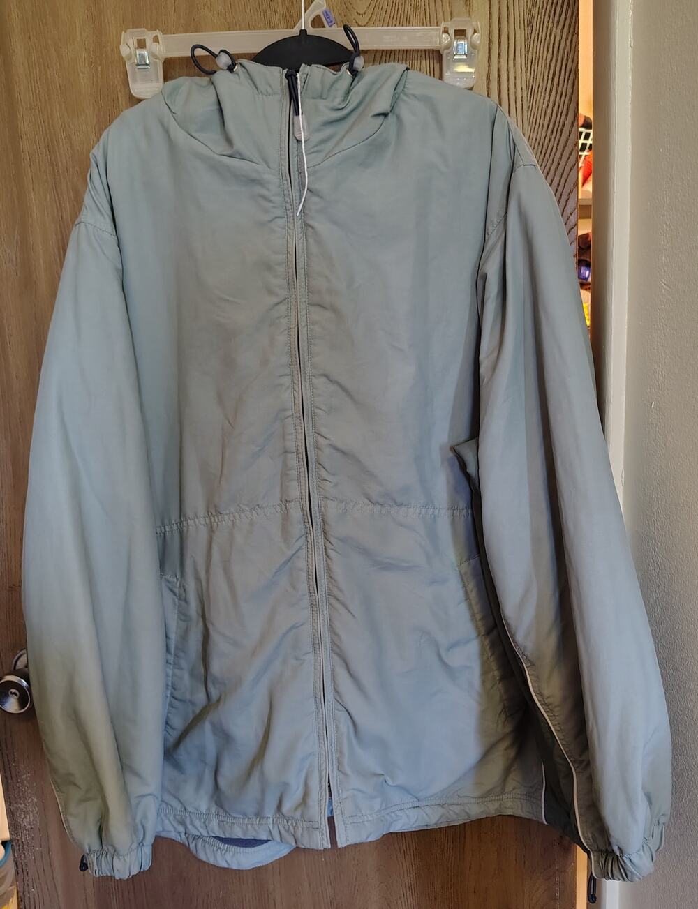 Woman's Coat Light Green Winter Jacket Size 2X Pacific Trail Outerwear